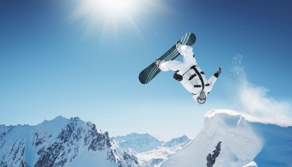 开云体育移动版-青少年足球场地建设“快跑”，标准化管理成为新趋势，全国青少年校园足球试点县(区)基本要求(试行)